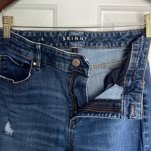 Whit house black market jeans
